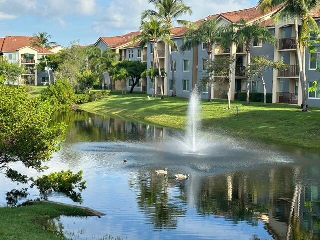 Building Photo - 110 Villa Cir