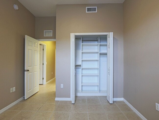 Building Photo - 9836 Catena Way