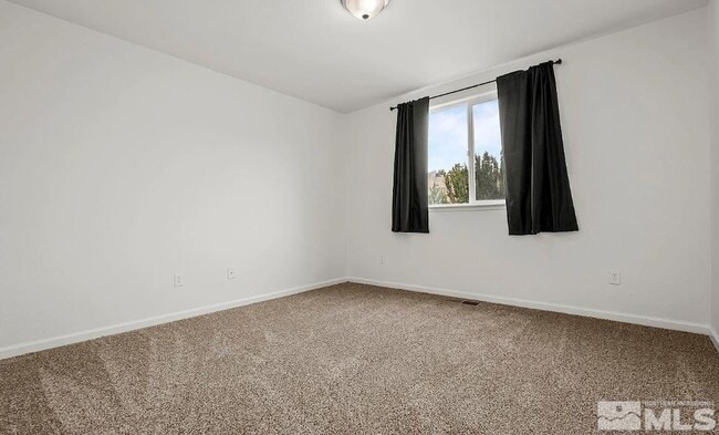 Building Photo - 5154 Ironstone Cir