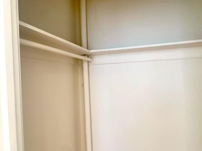 Building Photo - Richmond Dist. Bright 1 Bed/! Bath Flat w/ Hardwood Floors and Walk In Closets