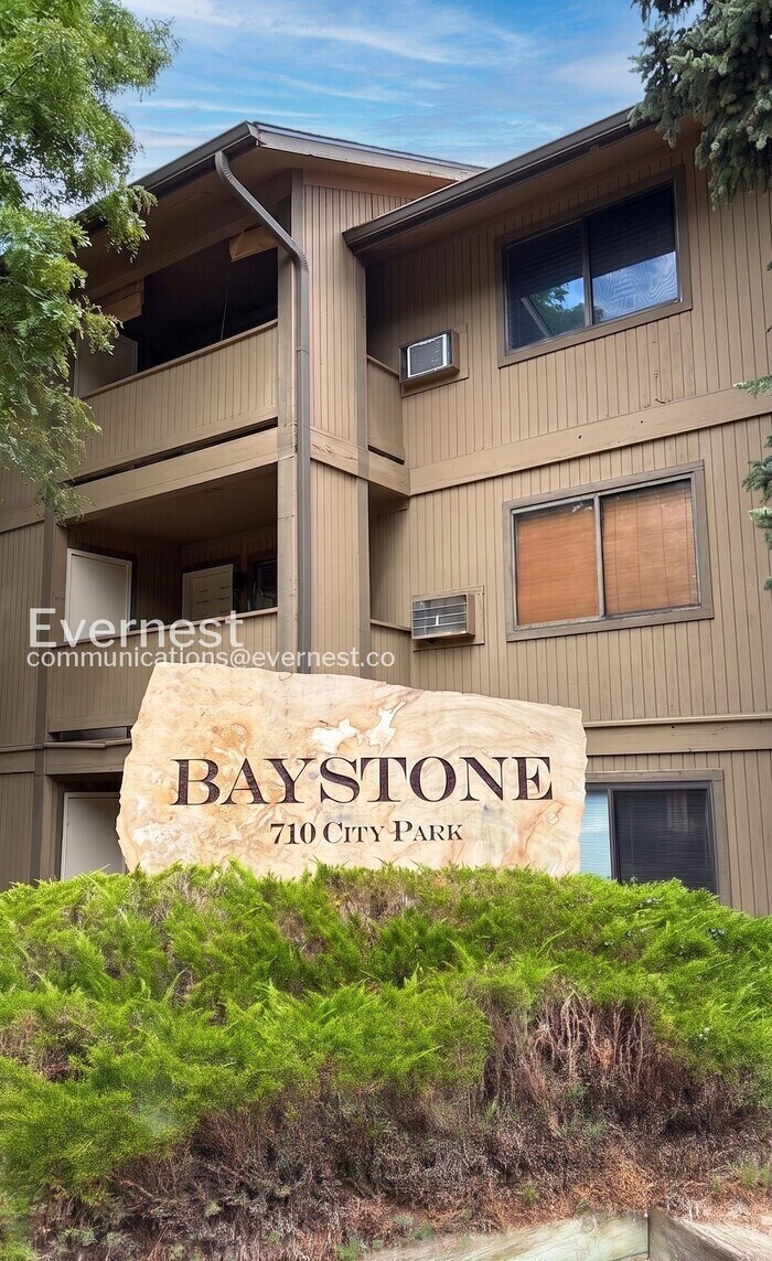 Building Photo - 710 City Park Ave