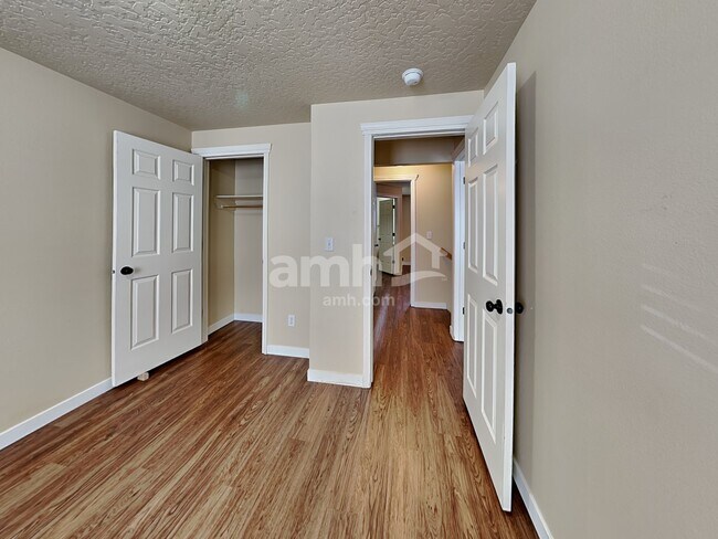 Building Photo - 634 Driftwood Ln