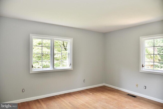 Building Photo - 1011 Shipman Ln