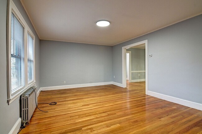 Building Photo - 22 Weston Ave