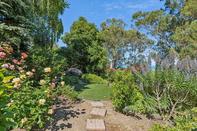 Building Photo - 32 Marin Bay Park Ct