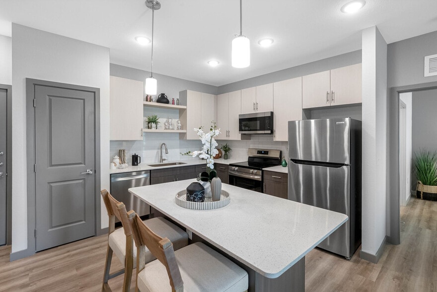 Montego Reserve apartments — community photo - Montego Reserve