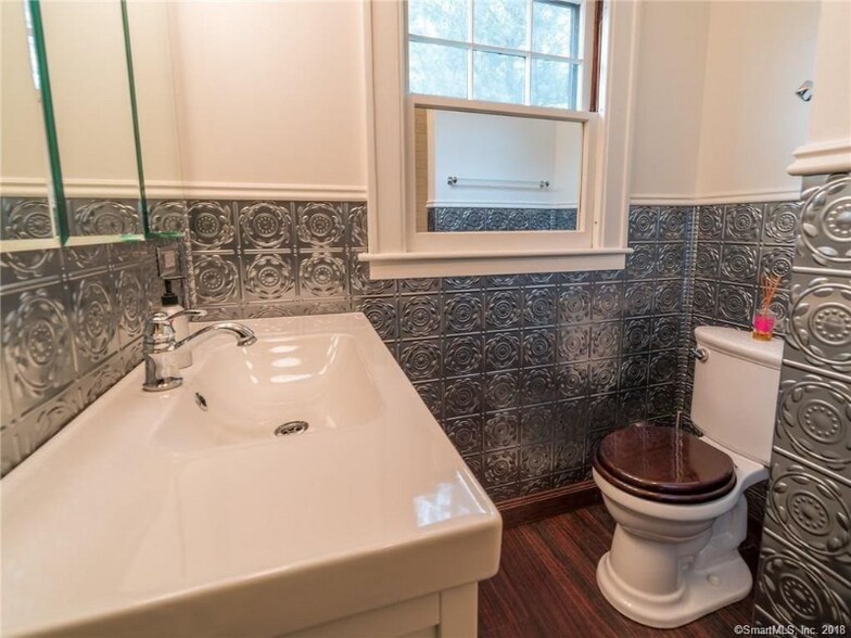 Building Photo - 98 Lancaster Rd