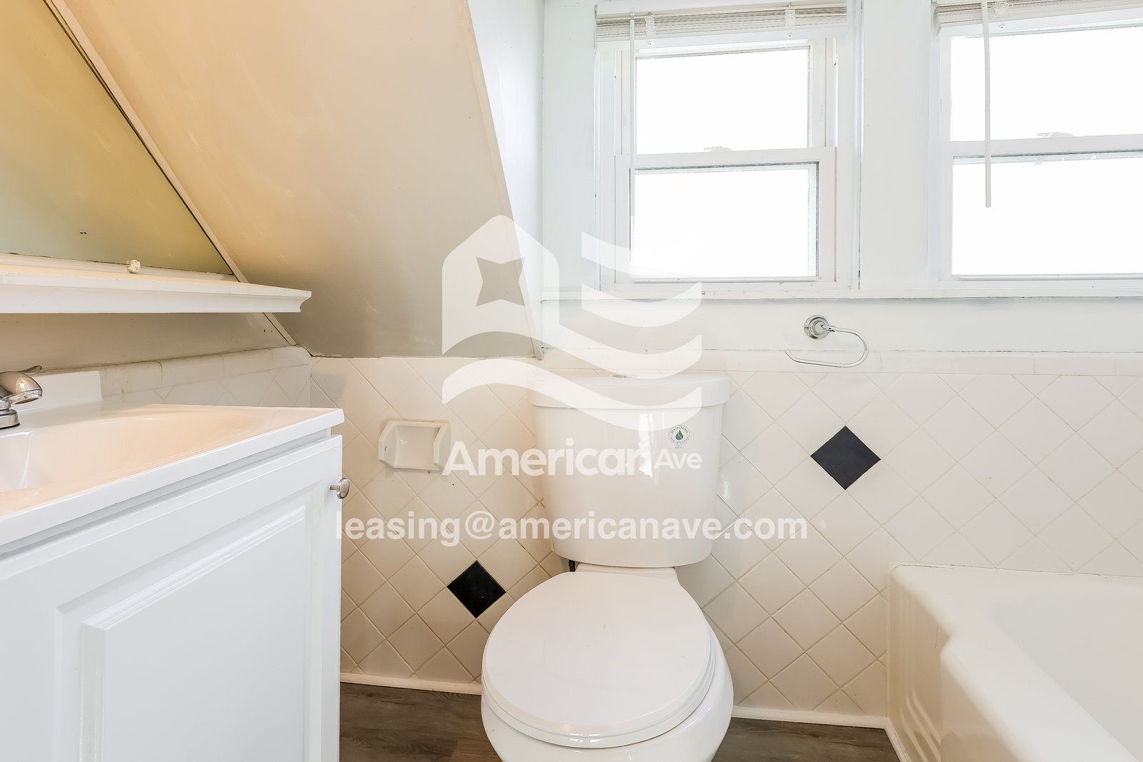 Building Photo - 147 Avery St