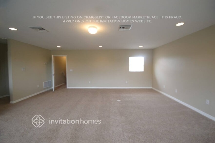 Building Photo - 9532 Highland Ridge Dr