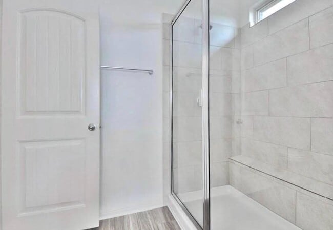 Building Photo - 16829 Aventura Ave