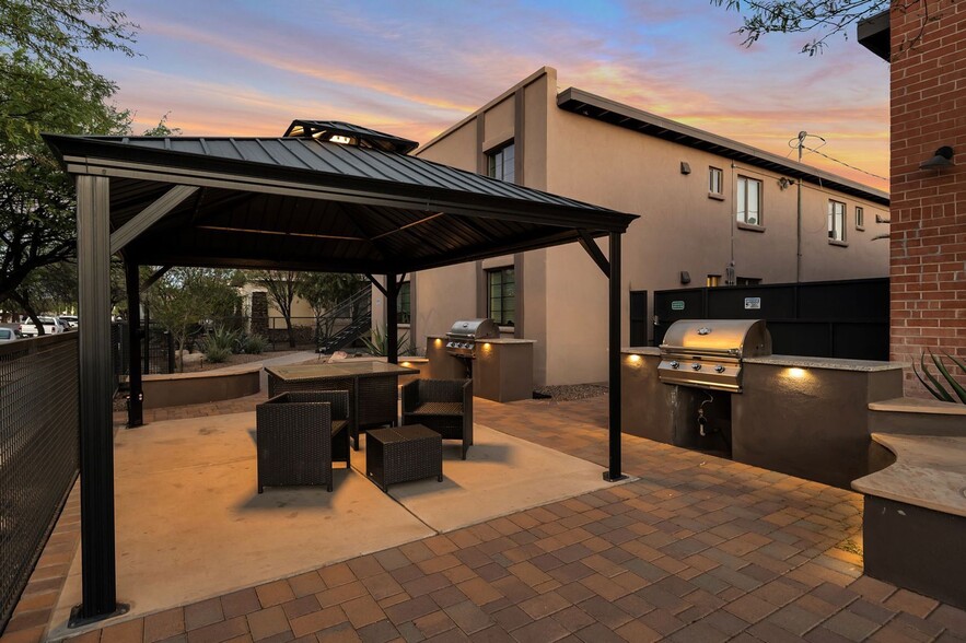 Interior Photo - Sonoran On 9th