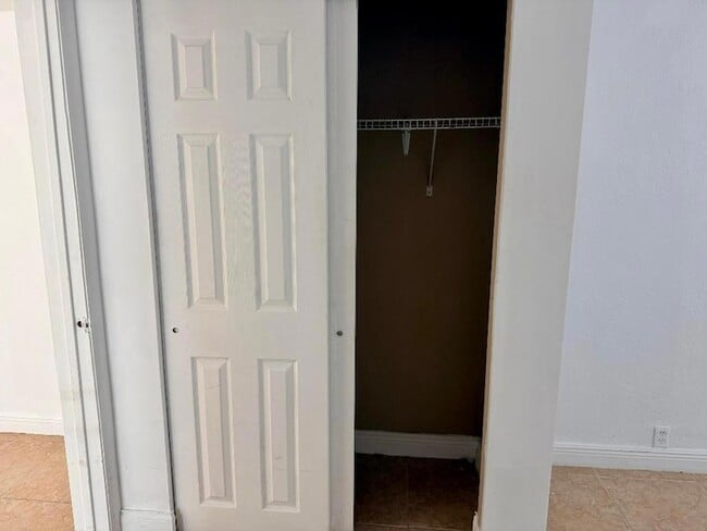 Building Photo - 310 Walton Blvd