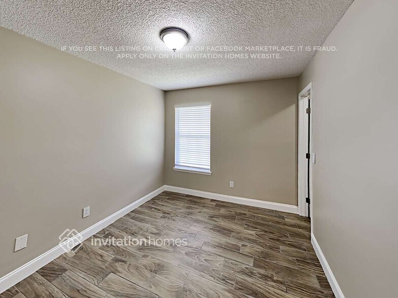 Building Photo - 1250 Pirates Cove Ln
