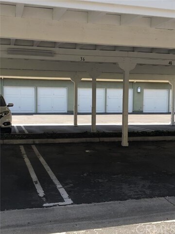 Building Photo - 1 Alicante Aisle