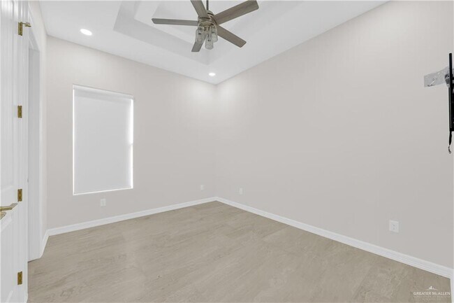 Building Photo - 29 Pecan Ave