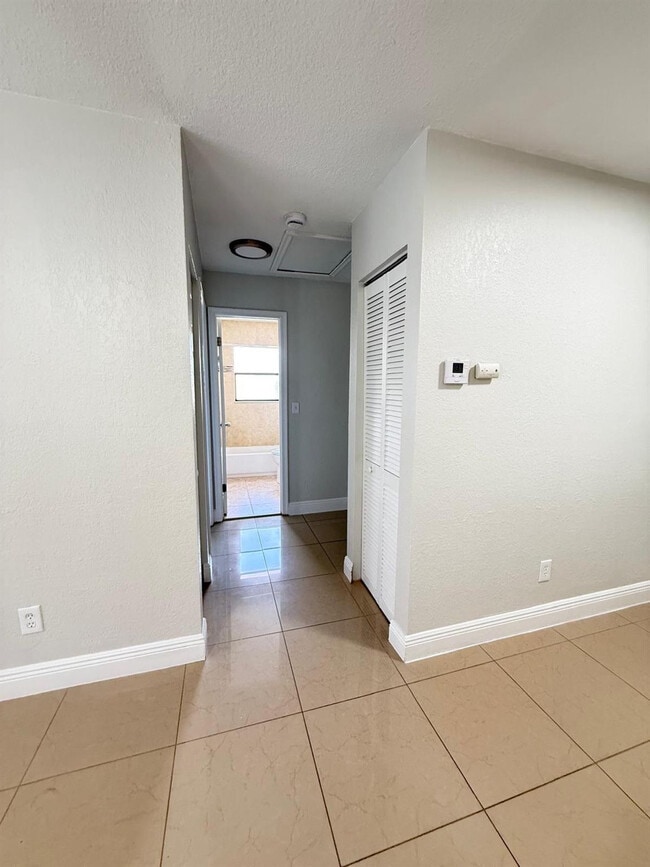 Building Photo - 11108 Royal Palm Blvd