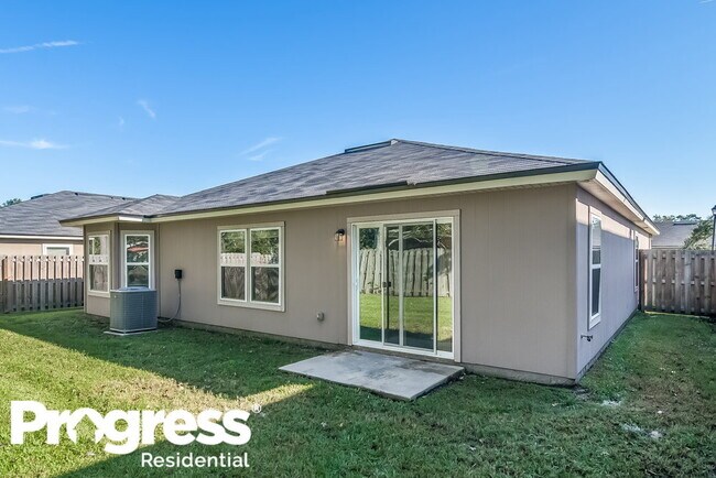 Building Photo - 15846 Canoe Creek Dr