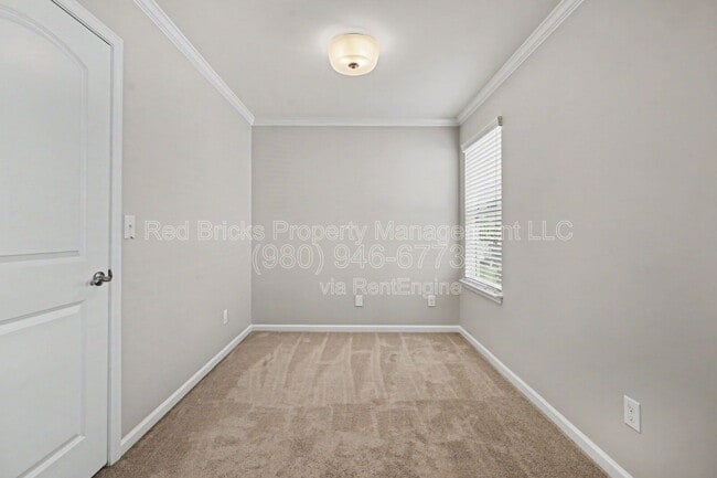 Building Photo - 3527 Arnica Ct