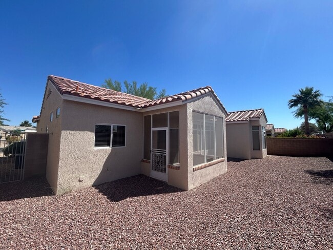 Building Photo - 14759 W Gunsight Dr