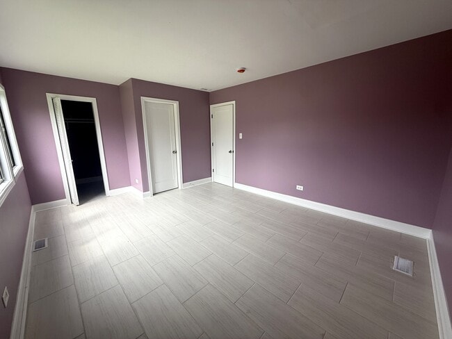 Building Photo - 1191 Hialeah Ln
