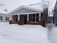 Building Photo - Two Bedroom Home! Fenced in yard! Pet Nego...