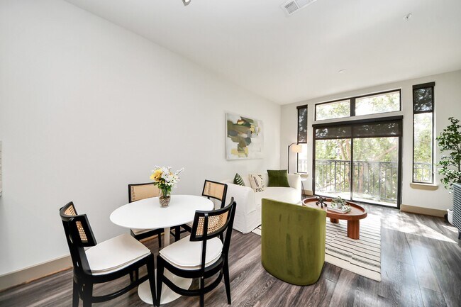 Building Photo - 3800 Main St