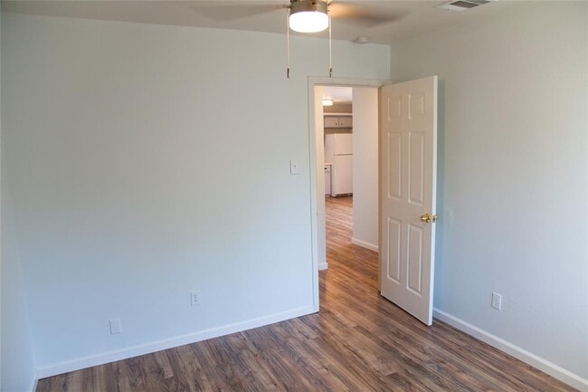 Building Photo - 5300 Indio Cove