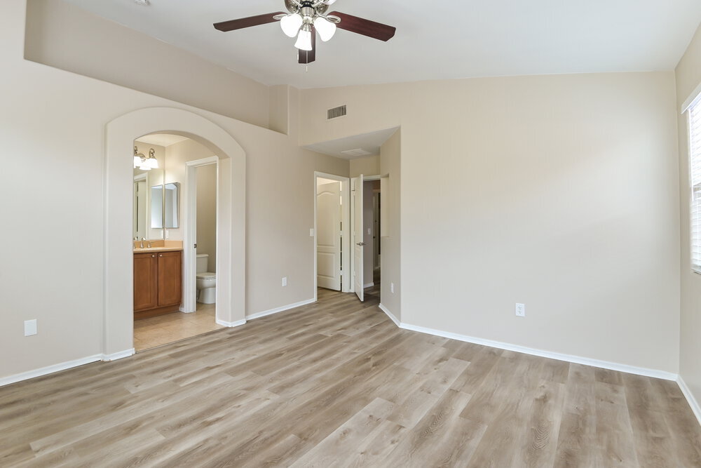 Building Photo - 8966 S Beechnut Ln