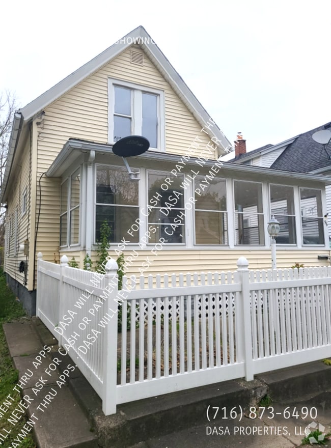 Building Photo - 96 Wilbur St