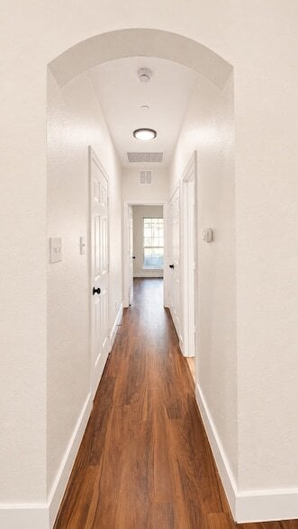 Building Photo - 5691 Orchard Pkwy