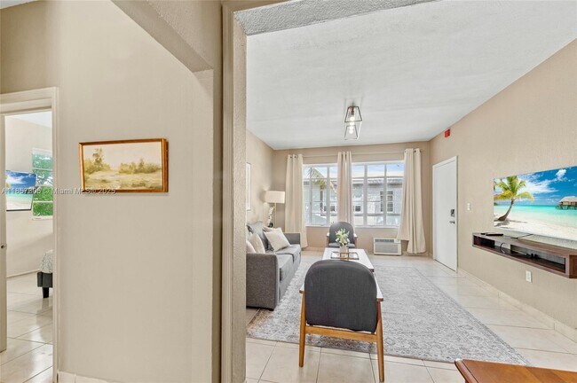 Building Photo - 301 86th St