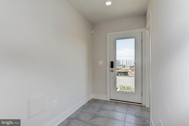 Building Photo - 8051 Tribeca St