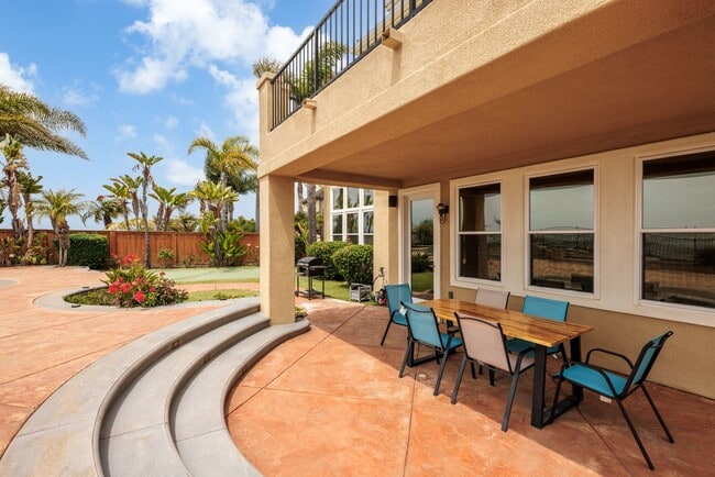 Building Photo - Ocean View Oasis - Saltwater Pool & Spa, P...