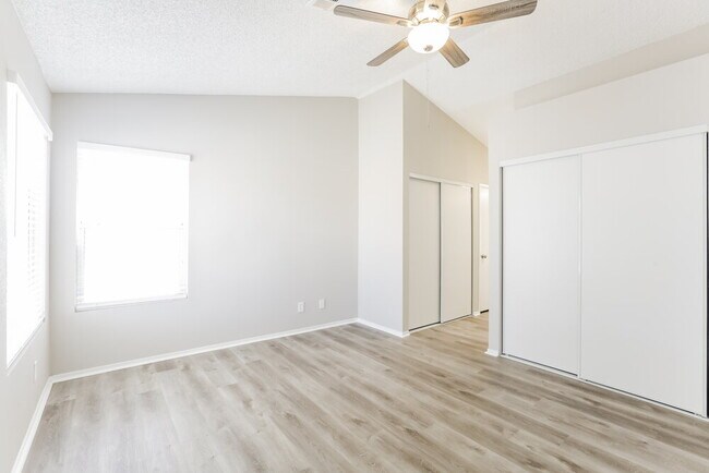 Building Photo - 3300 Sonterra Cir