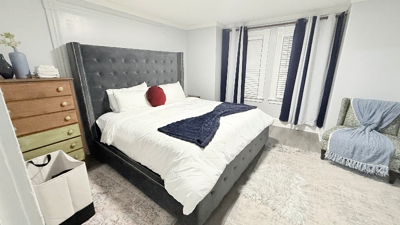 Building Photo - 141 Middle Tpke E