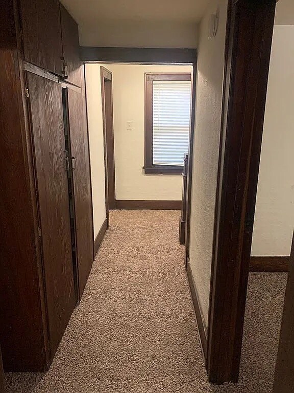 Building Photo - 2230 S 6th St