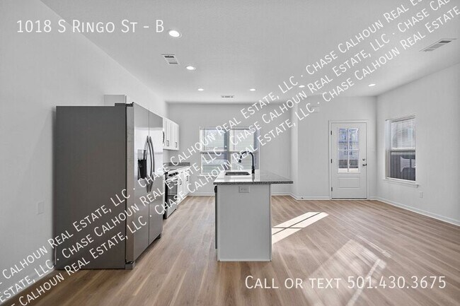 Building Photo - 1018 S Ringo St