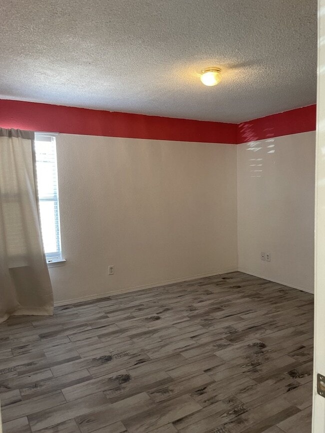 Building Photo - 12353 Tierra Alaska Ave