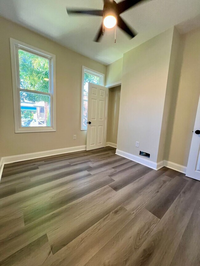 Building Photo - Newly Renovated 3-Bedroom Townhome in Cobb...