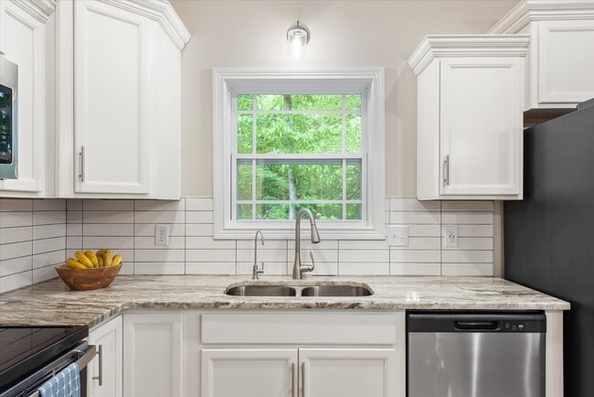 Building Photo - 1565 Malone Wy