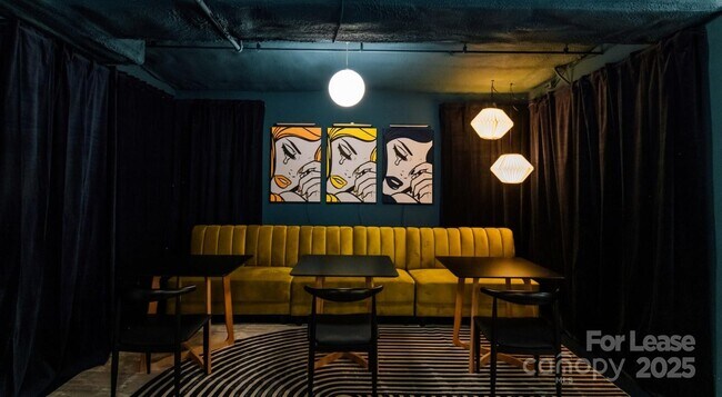 Building Photo - 650 E Brooklyn Vlg Ave