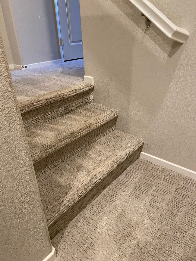 Building Photo - Model house 2 Bedroom  one loft in second ...