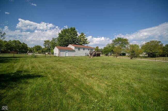 Building Photo - 8307 Castle Farms Rd