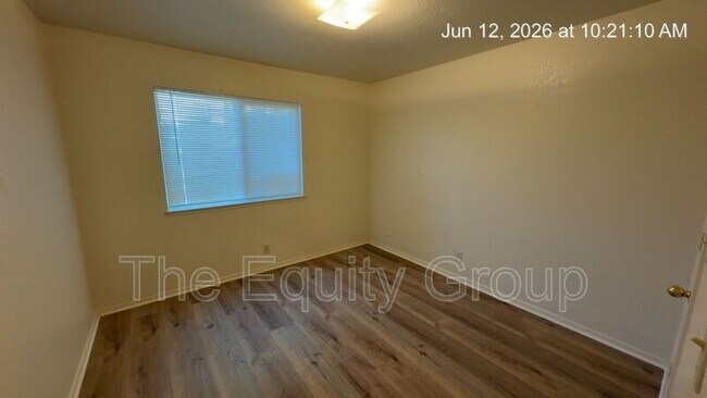Building Photo - 545 N Divisadero St