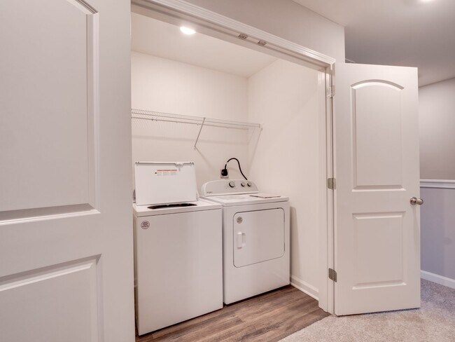 Building Photo - Stunning 2022 Build in Lexington!