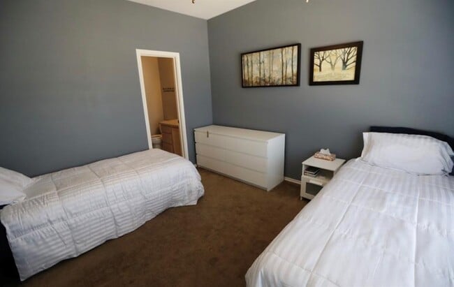 Building Photo - 7200 Dan-Jean Dr