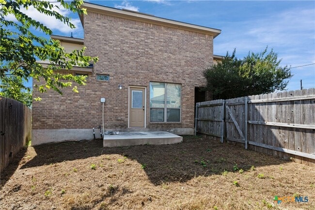 Building Photo - 290 Rosalie Dr