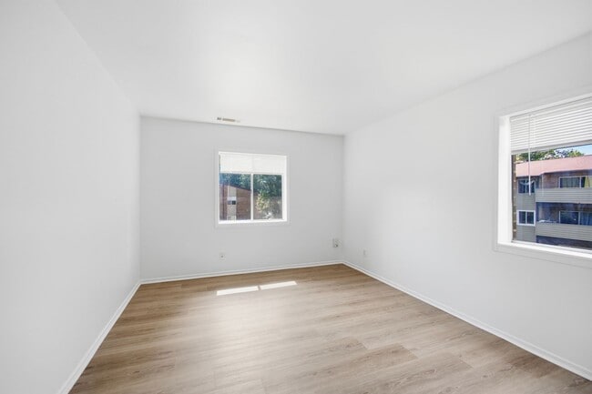 Building Photo - 19419 Brassie Pl