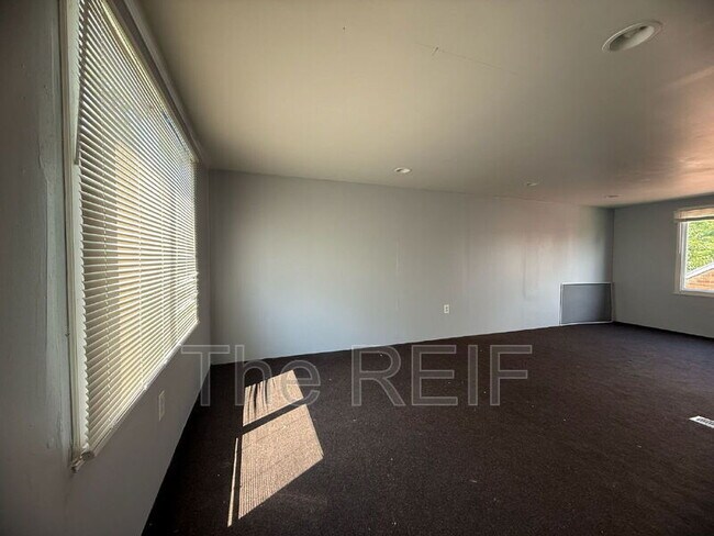 Building Photo - 13684 Wadsworth St