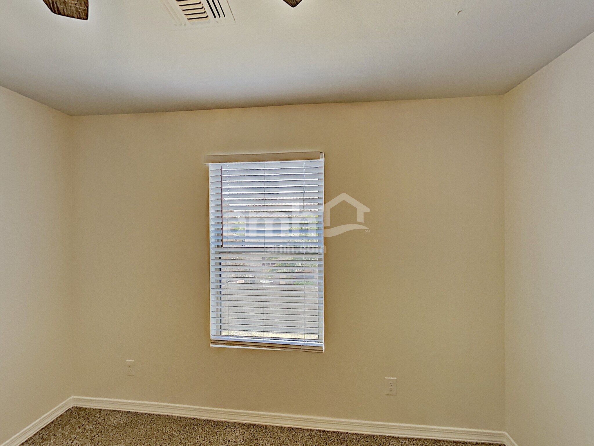 Building Photo - 8841 E Portobello Ave